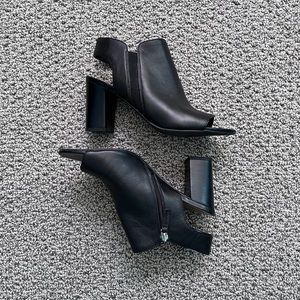 🖤 Black Franco Sarto Open Toe Heeled Sandals